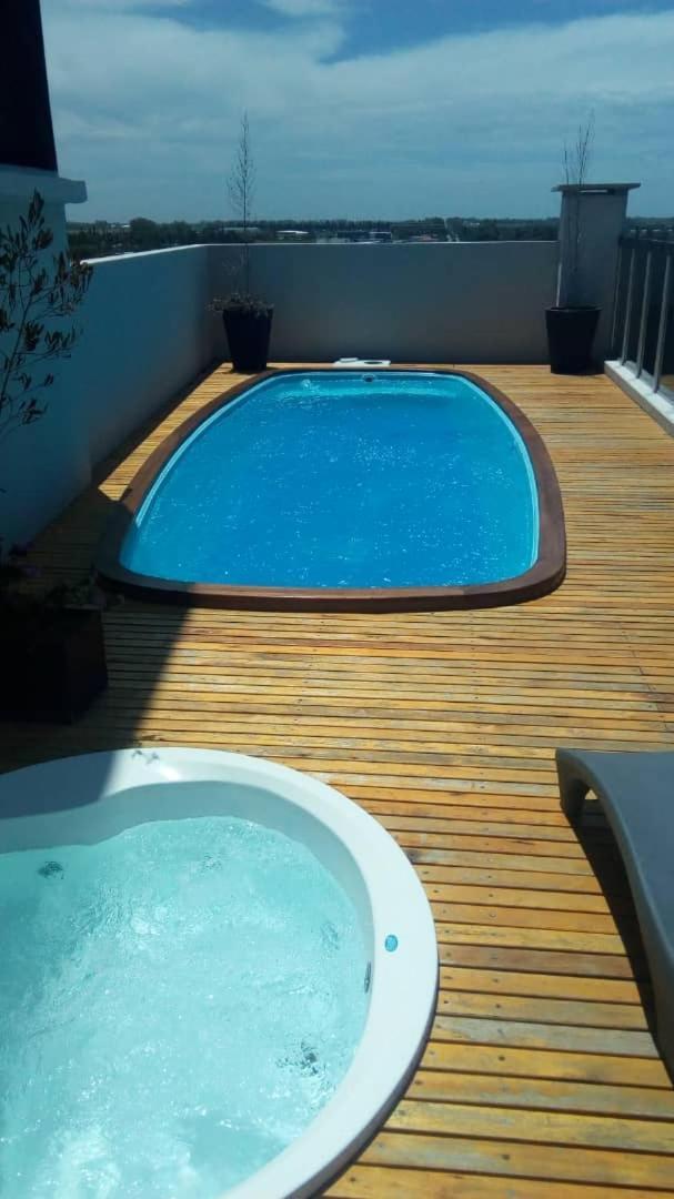 Amerian Rafaela Hotel Bagian luar foto